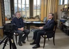 Einars Repše privatizācijas sertifikātus atzīst par kļūdu un skaidro "Bankas Baltija" sabrukumu