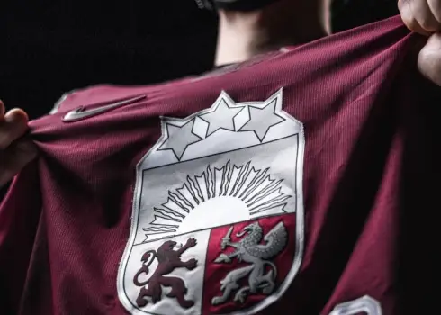 Prezentē hokeja izlases formas olimpiskajām spēlēm