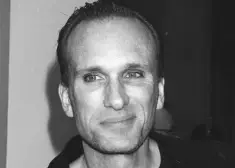 Aktieris Pīters Grīns, kas daudziem zināms no kulta filmas "Maska", atrasts miris