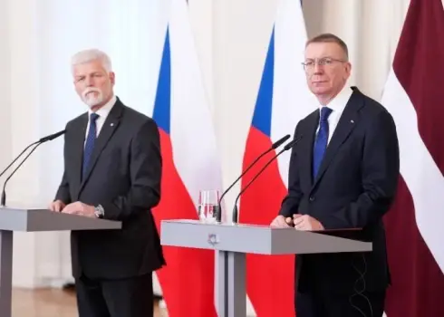 Latvijā ieradies Čehijas prezidents