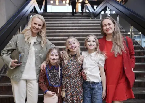 Iestudējuma "Runcis zābakos" pirmizrāde Dailes teātrī 2026. gada martā