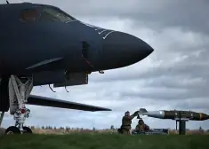 "Neprātīgs uzbrukums!" Irāna raidījusi raķetes uz ASV un Lielbritānijas kopīgo bāzi Djego Garsijas salā