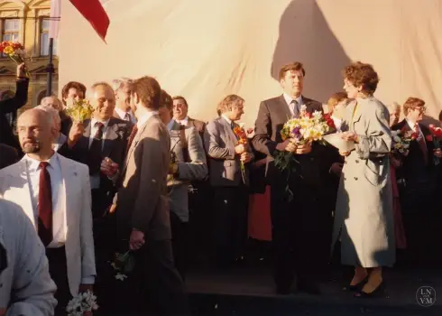Vēsturiskais 1990. gada 4. maijs - Neatkarības deklarācijas pieņemšana