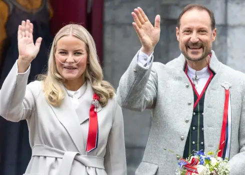 Kroņprincese Mete Mārita Norvēģijas Konstitūcijas dienas svinībās 2026. gada 17. maijā